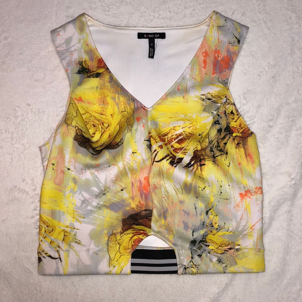 Kiind Of  Rose Burst Yellow Multi Veronica   Top